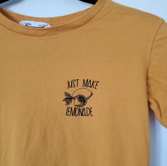 🍍BLUENOTES Tee Size Xs - Picture 2 of 3